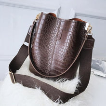 Load image into Gallery viewer, Crocodile Polyurethane Leather Shoulder Bag For Women Brown