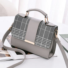 Load image into Gallery viewer, Checkered Business-woman Handbag